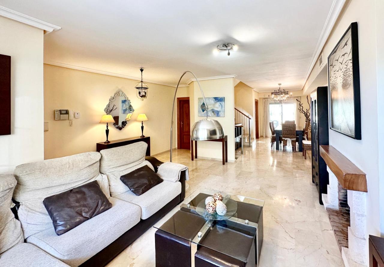 El Arenal Townhouse By The Beach With Swimming Pool - Eaw Homes Marbella Exteriér fotografie