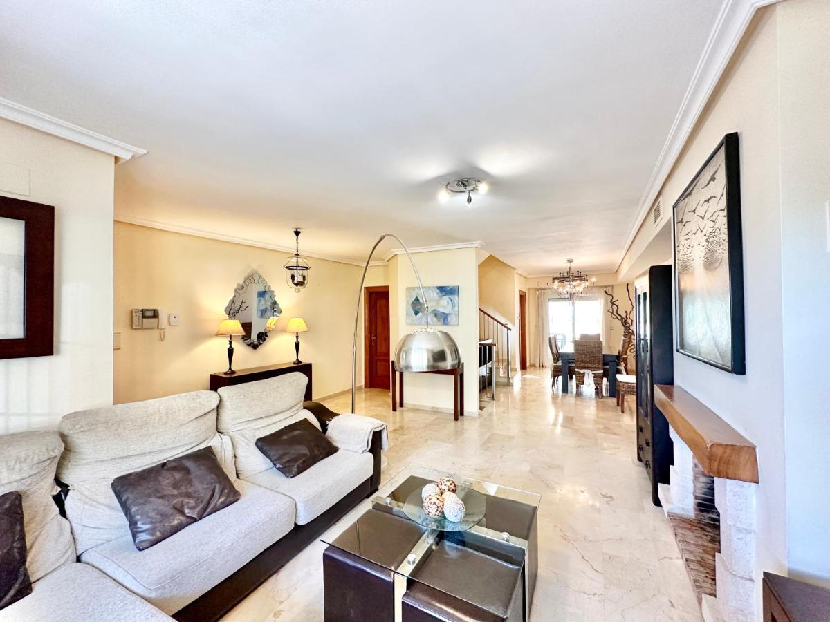 El Arenal Townhouse By The Beach With Swimming Pool - Eaw Homes Marbella Exteriér fotografie