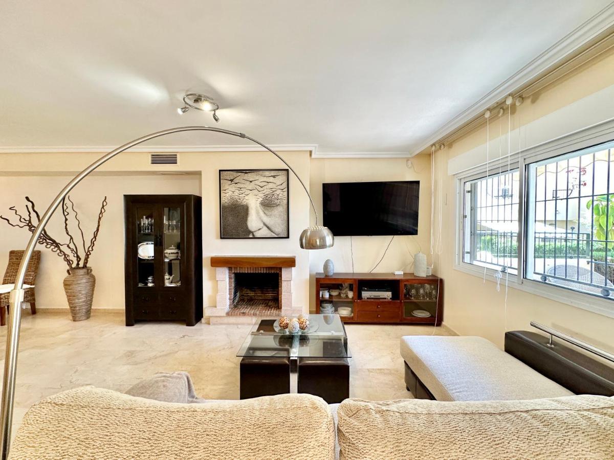 El Arenal Townhouse By The Beach With Swimming Pool - Eaw Homes Marbella Exteriér fotografie